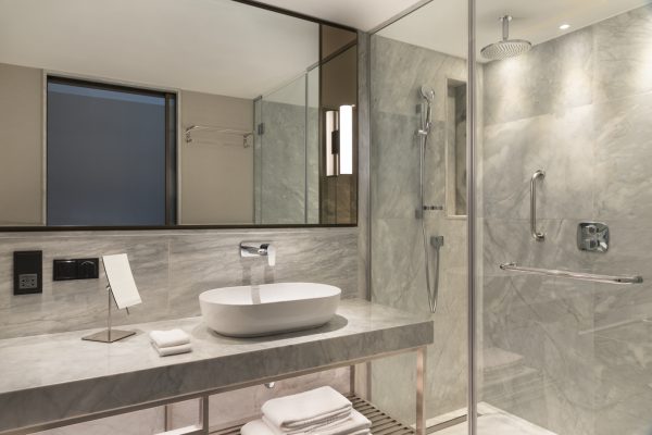 Izmir Marriott Standard Bathroom 4