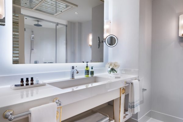ESBSI_Diplomatic Suite Lavabo