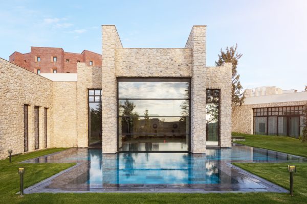NAVAK_Exterior_SPA