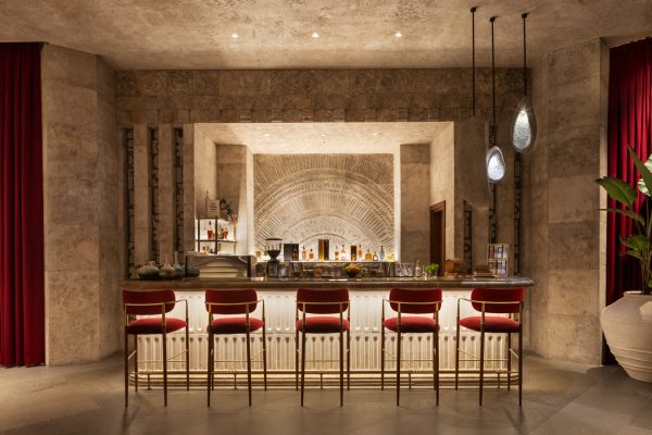NAVAK_Lobby_Bar