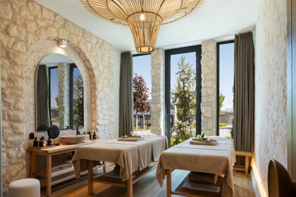 NAVAK_SPA_Couples_Massage_Room